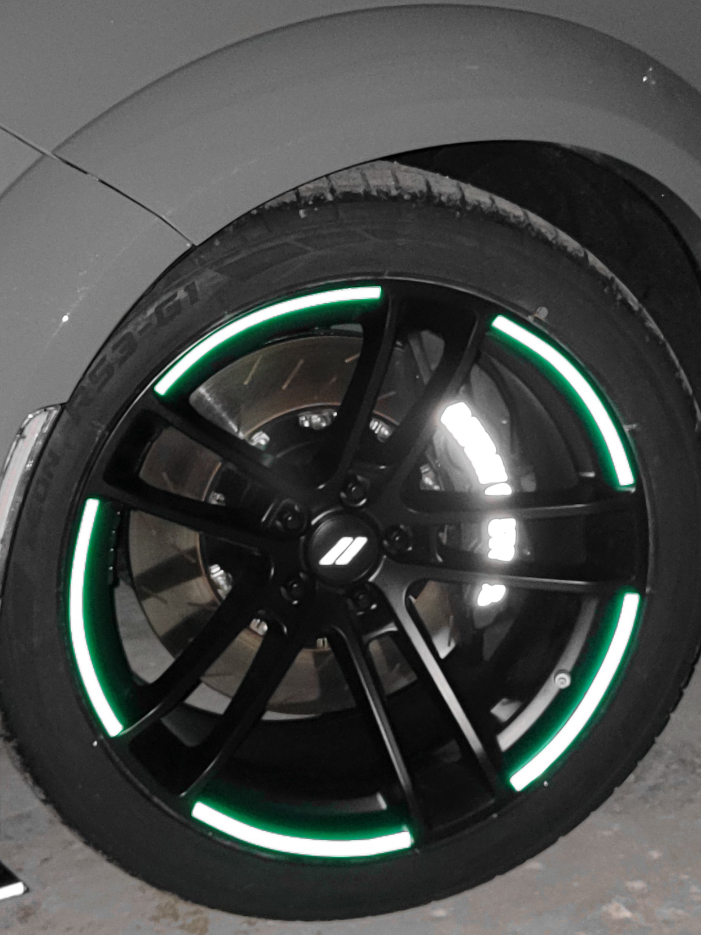 Universal Green Reflective Strip