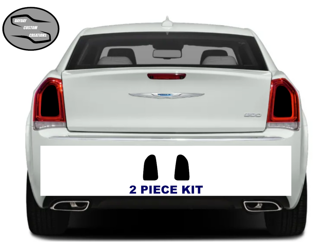 15-23 Chrysler 300 Center Taillight Tint